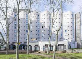 hotelF1 Cergy 4