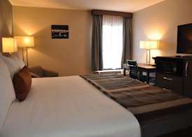 Nobile Hotel Parkway at Celebration Orlando Very Close to Disney Theme Parks 4