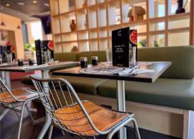 ibis Martigues Centre 5