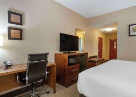 Comfort Inn & Suites Jackson North 5