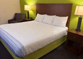 Coratel Plus Suites by Jasper Black River Falls 3