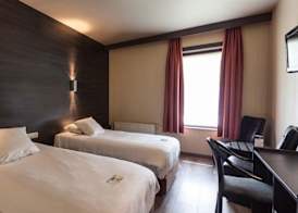 Flanders Lodge Hotel 5