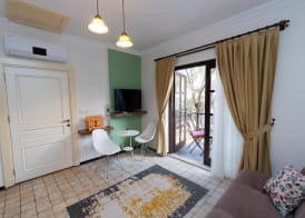 The Suite Apart Hotel 5