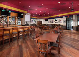 DoubleTree by Hilton Lawrence 4