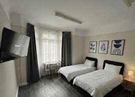 Gassiot House 2