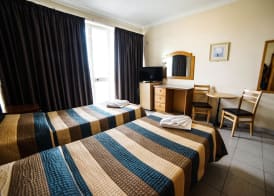 Coral Hotel 5