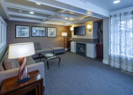 Red Lion Hotel Bellevue 4