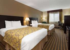 Baymont by Wyndham Harvard 4