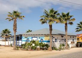Leme Bedje - Two bedroom, Pool, WiFi & Beachfront 2