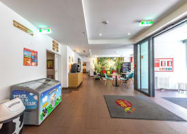 A&T Hotel & Hostel 3