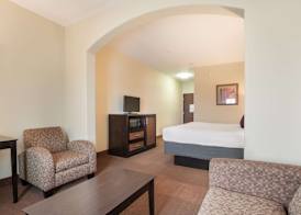 Knights Inn Bunkie 5