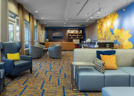 Courtyard by Marriott Asheville Airport 2