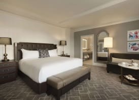 Fairmont Hotel Macdonald 4