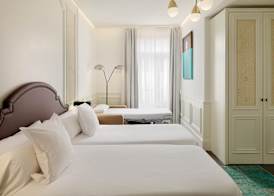Boutique Hotel H10 Villa de la Reina 2