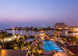 DoubleTree by Hilton Okinawa Chatan Resort 4