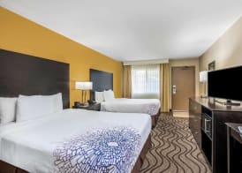 La Quinta by Wyndham Carlsbad - Legoland Area 5