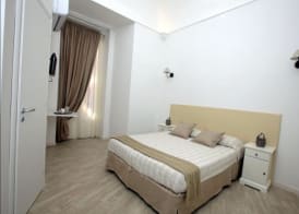 Bruno's Historic Home 4