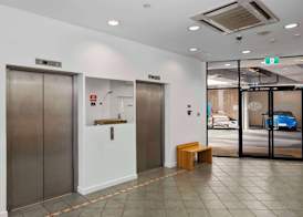 Metro Hotel Perth City 2