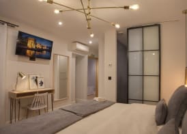 SUITES YOU Soho 3
