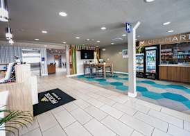Microtel Inn & Suites Cheyenne 5