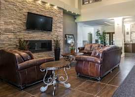 Comfort Inn & Suites 3