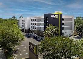 Home2 Suites by Hilton Charleston Airport/Convention Center 4