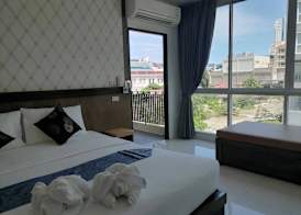 NJ PATONG HOTEL 4