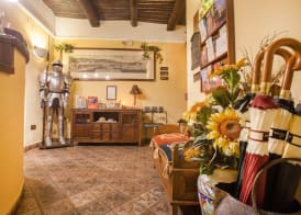 B&B L'Alloggio Dei Vassalli 3