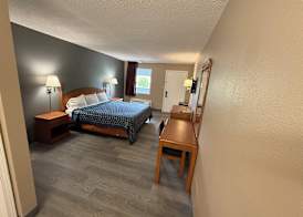 Knights Inn Crawfordsville 2