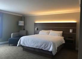 Holiday Inn Express & Suites WILLIAMSPORT by IHG 4