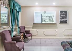 Super 8 by Wyndham Clinton 3