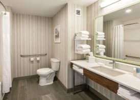 Hampton Inn & Suites by Hilton Québec - Beauport 5