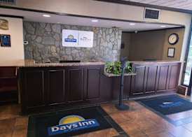Days Inn by Wyndham Culpeper 2