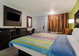 Monsoon Inn 5