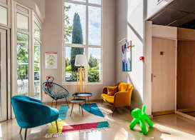 Hotel Full Colors 2