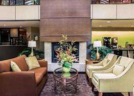 Quality Inn & Suites Peoria North 4
