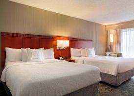 Courtyard by Marriott Champaign 4