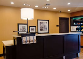 Hampton Inn & Suites Huntsville 3