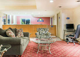 Days Inn by Wyndham Paintsville 3