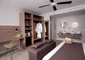 Eques Petit Resort 4