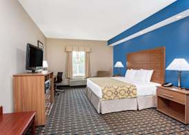 Baymont by Wyndham Jacksonville/Butler Blvd 5