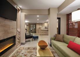 Country Inn & Suites by Radisson, Bakersfield, CA 3
