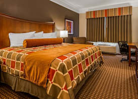 Best Western Plus Easton Inn & Suites 5