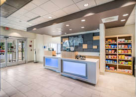 Holiday Inn Express & Suites ASHEBORO by IHG 2