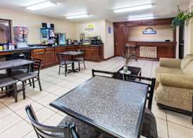 Days Inn by Wyndham El Reno 2