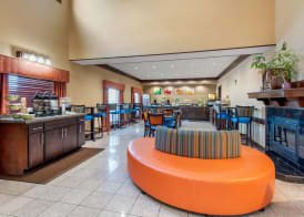 Comfort Inn & Suites Cincinnati Uptown Clifton 4