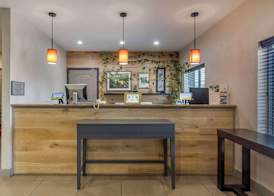 Country Inn & Suites by Radisson, St Peters, MO 2