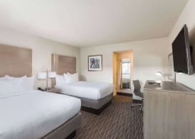 Days Inn by Wyndham Yosemite Area 3