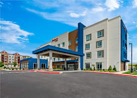Hampton Inn Daleville 4