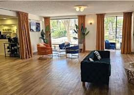 L3 Oasis Hotel 2